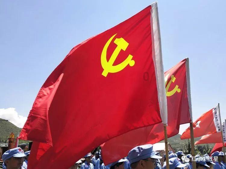 深度数科集团2024年新年礼盒 一起High翻新年!